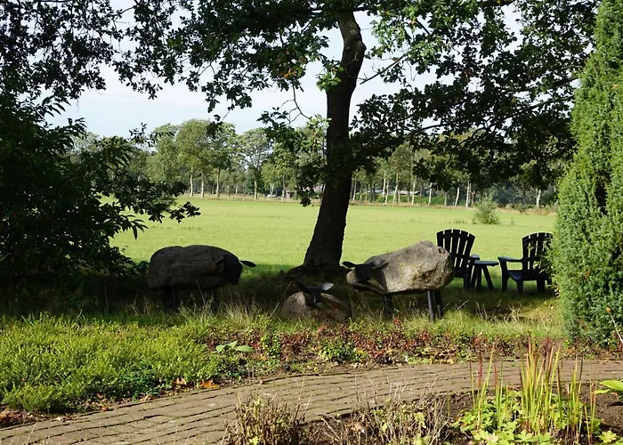 Saksisch Boerderijtje Semesterbostad *
