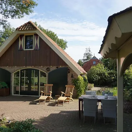 Saksisch Boerderijtje *