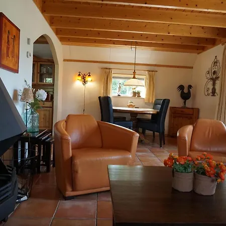 Saksisch Boerderijtje Semesterbostad